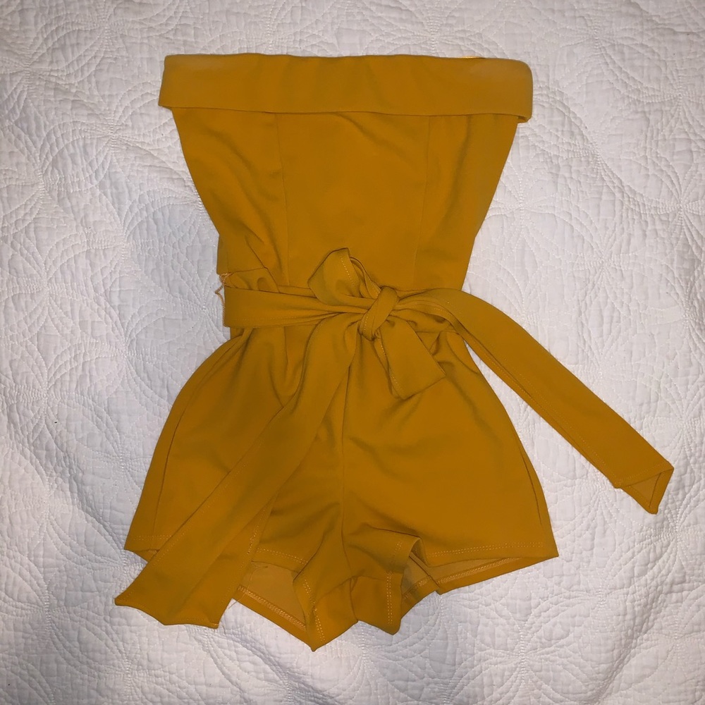 The classy romper 💛